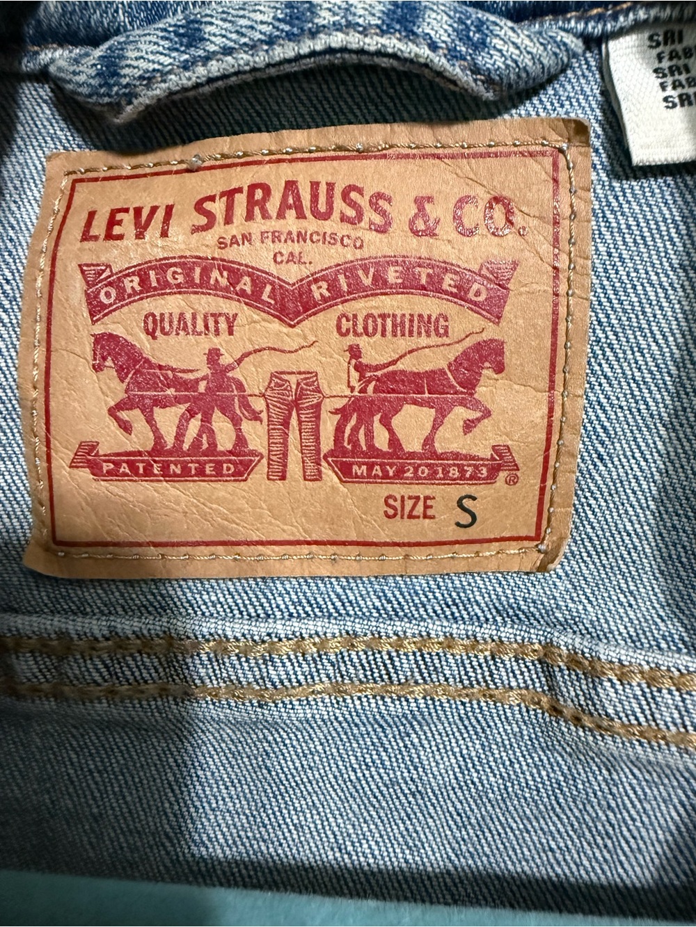 Levi's Original Trucker Denim Jacket Women's Small Light Wash Jean Classic - Picture 4 of 13